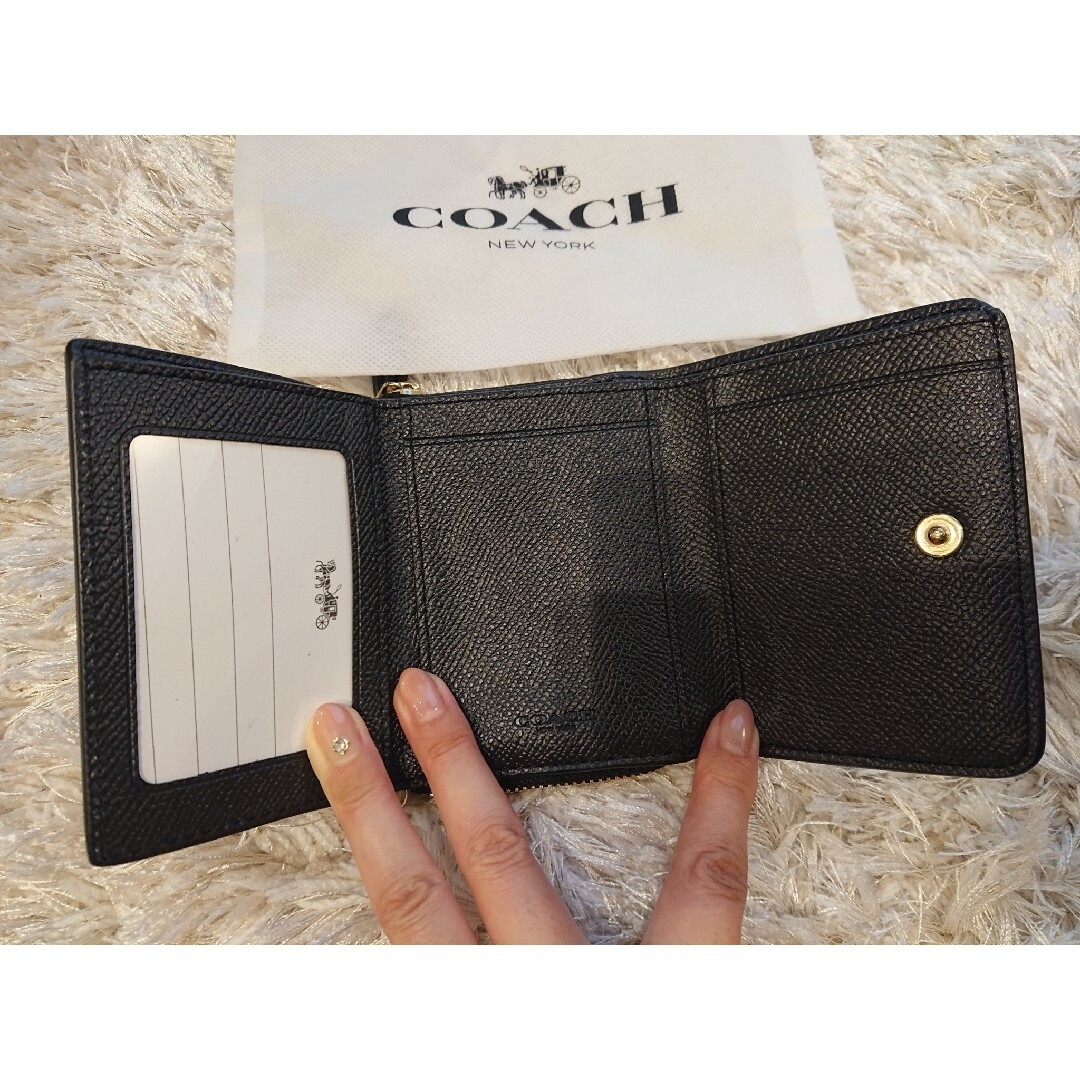 COACH(コーチ)のRakumako様専用 コーチ コンパクト財布 ブラック レディースのファッション小物(財布)の商品写真