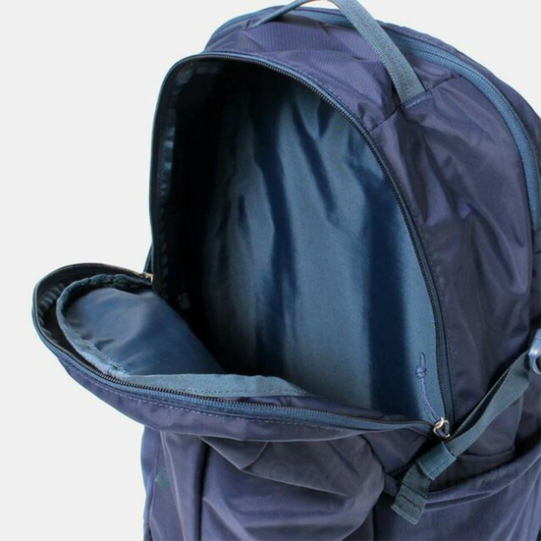 patagonia(パタゴニア)の【新品未使用】 patagonia パタゴニア リュック レフュジオ デイパック 26L REFUGIO DAY PACK バックパック PC収納 メンズ レディース 47913 【CLASSIC NAVY/FRESH TEAL】 メンズのバッグ(バッグパック/リュック)の商品写真