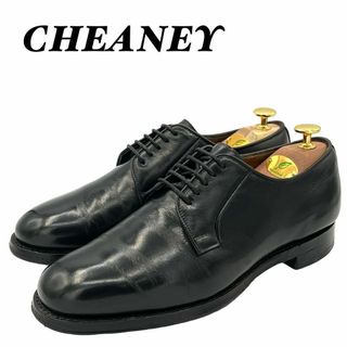 チーニー(CHEANEY)のCHEANEY 伊勢丹別注 黒 外羽根 プレーントゥ UK6.5 F(ドレス/ビジネス)