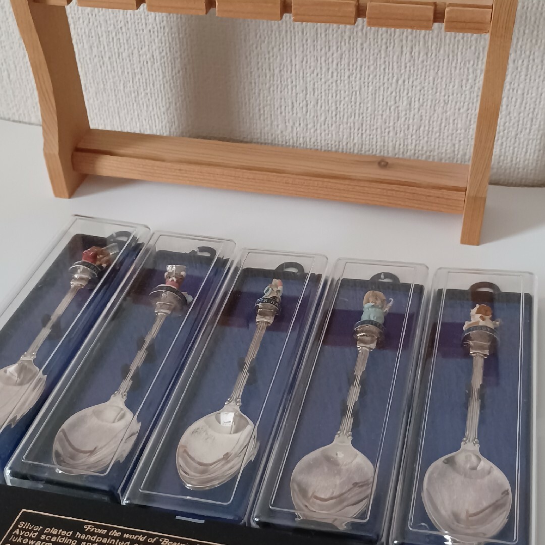 Mikado Collectables ピーターラビット　スプーンセット インテリア/住まい/日用品のキッチン/食器(カトラリー/箸)の商品写真
