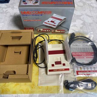 ファミリーコンピュータ(ファミリーコンピュータ)のNintendo  ニンテンドークラシックミニ ファミリーコンピュータ(家庭用ゲーム機本体)