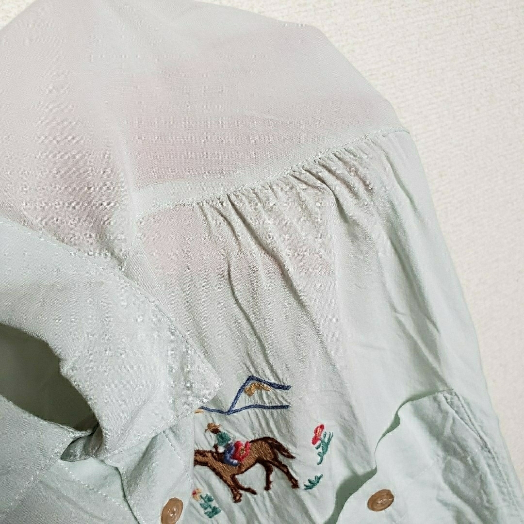 w closet(ダブルクローゼット)のダブルクローゼット　ブラウス レディースのトップス(シャツ/ブラウス(半袖/袖なし))の商品写真