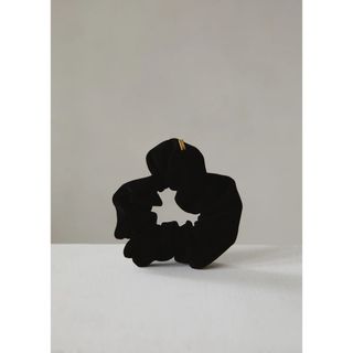 【週末限定値下】Leticia VELVET(Black) Mサイズ(ヘアゴム/シュシュ)