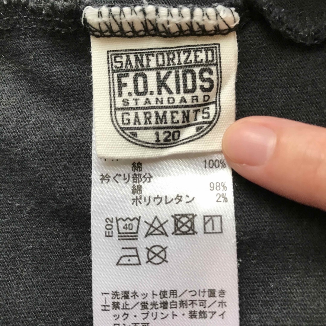 Dickies(ディッキーズ)の小さめ120㎝　半袖Tシャツ　チャコールグレー　F.O.KIDS　Dickies キッズ/ベビー/マタニティのキッズ服男の子用(90cm~)(Tシャツ/カットソー)の商品写真