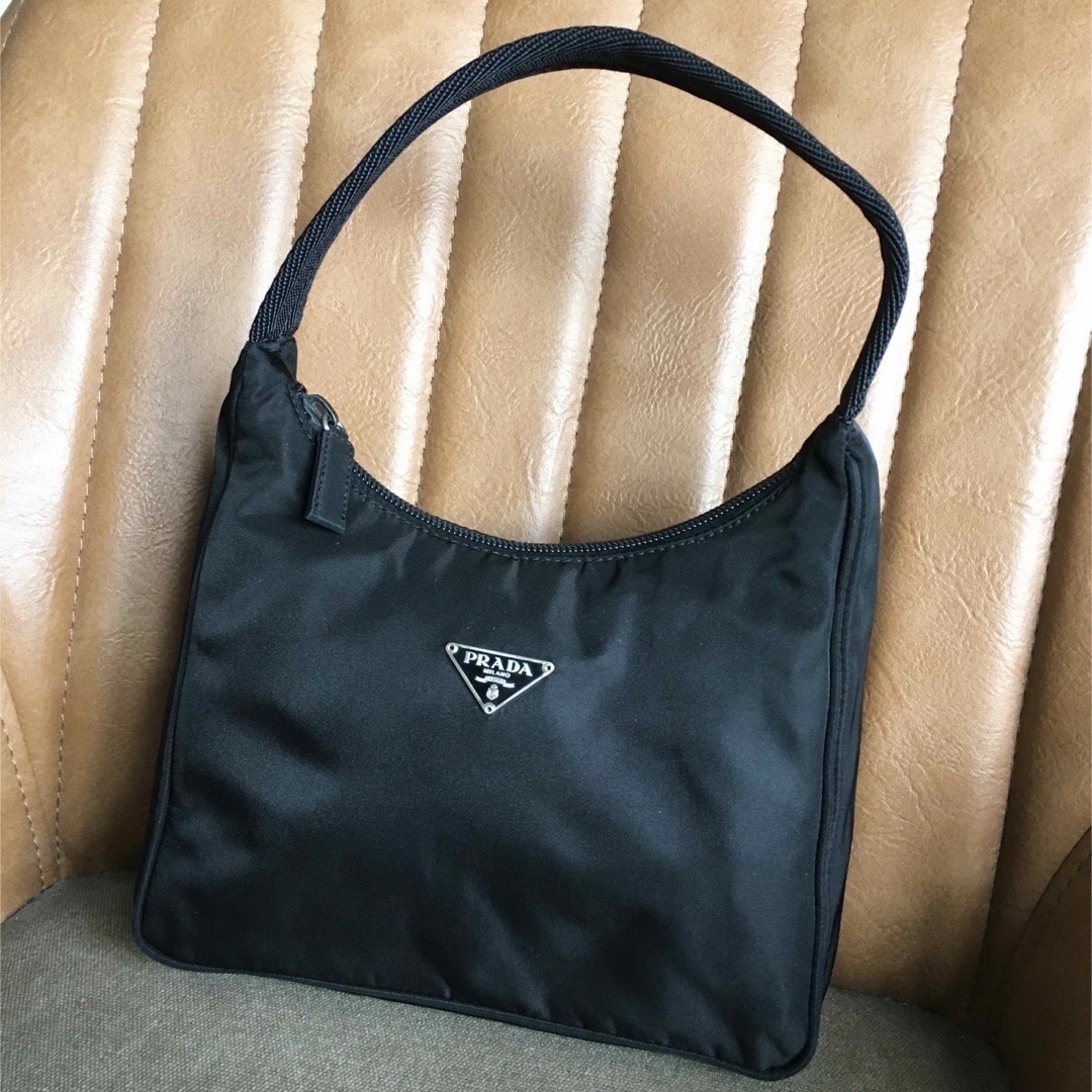 美品　PRADA ハンドバッグ ポーチ ブラック