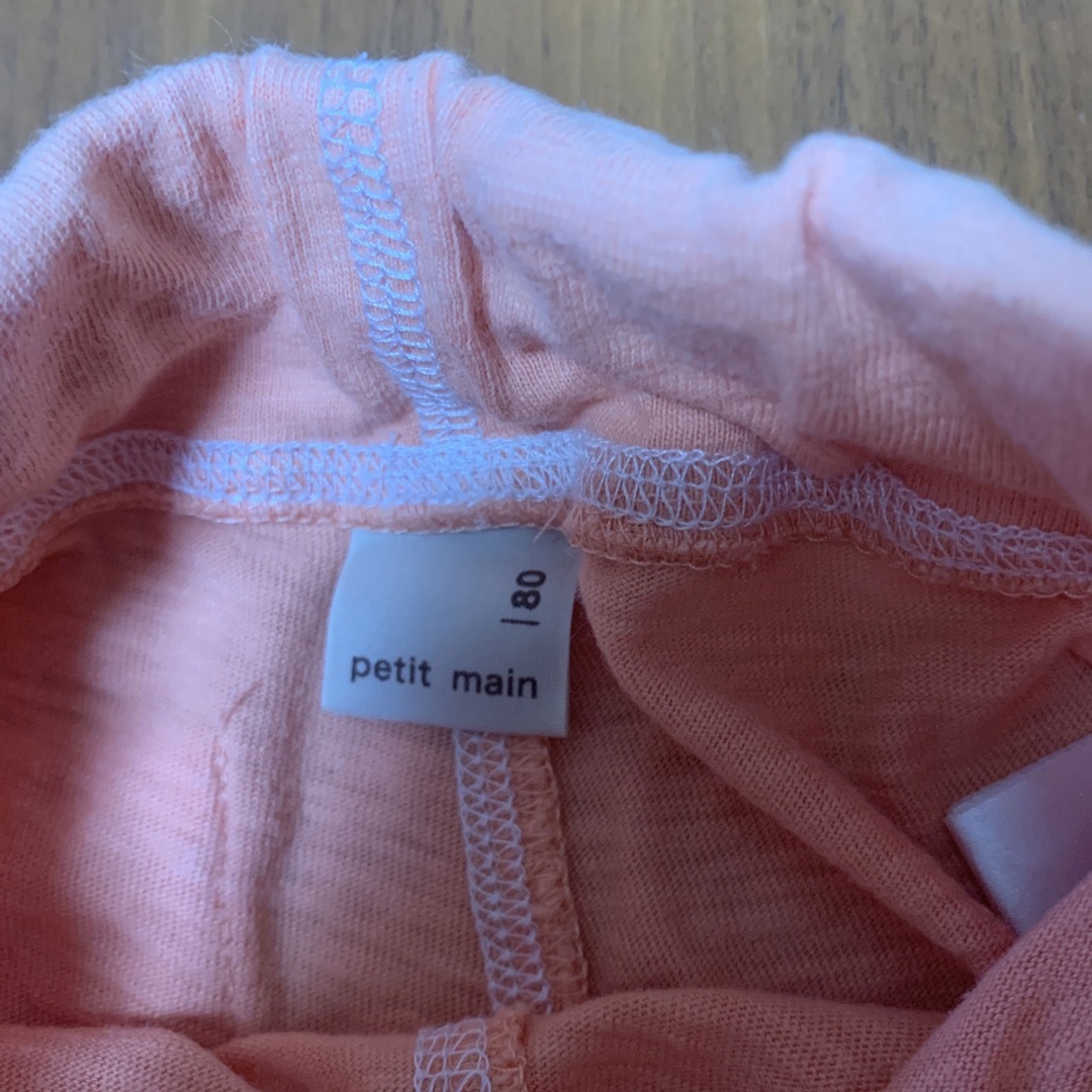 プティマイン　サーモンピンク　ショートパンツ　80サイズ キッズ/ベビー/マタニティのベビー服(~85cm)(パンツ)の商品写真
