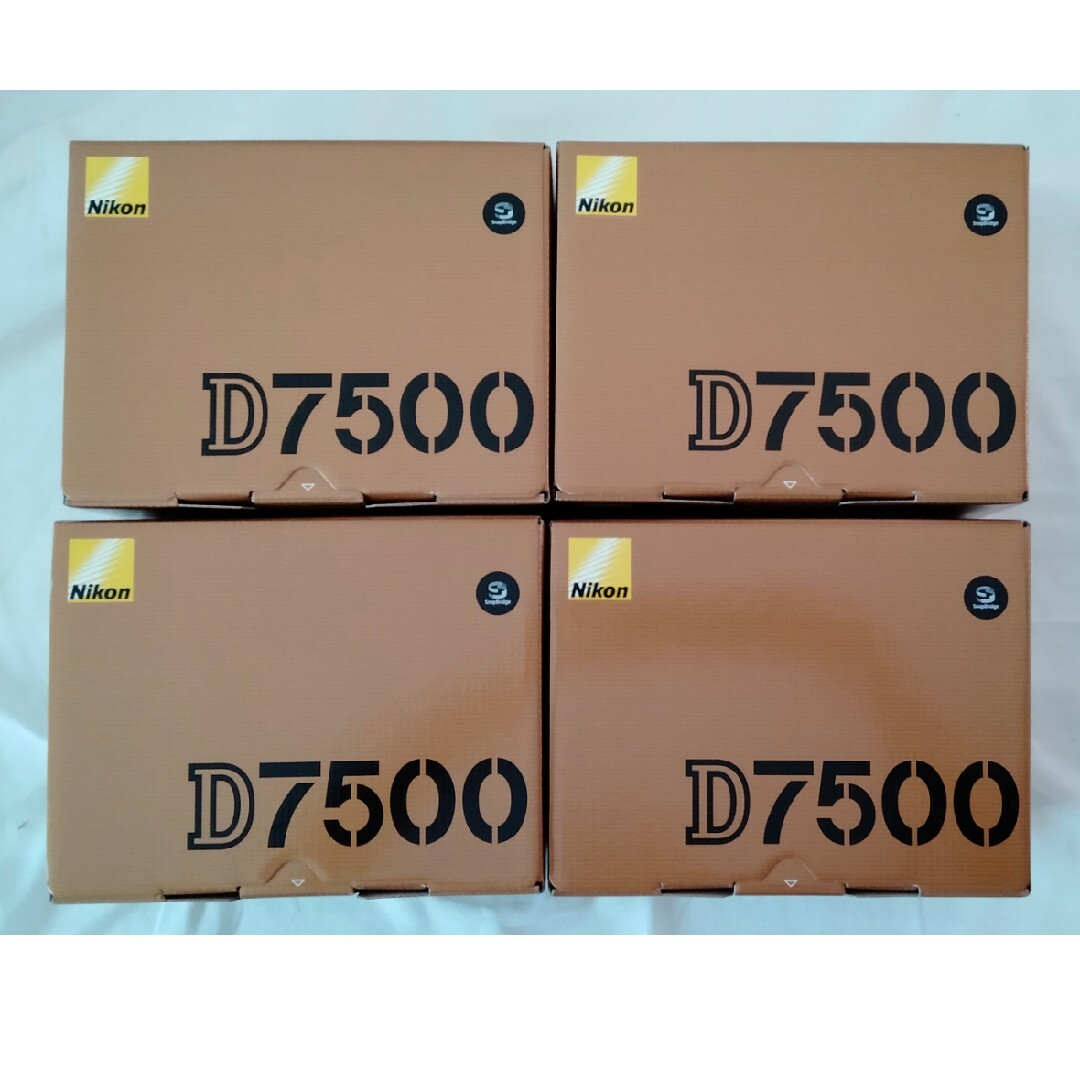 Nikon D7500  ボディ　ブラック