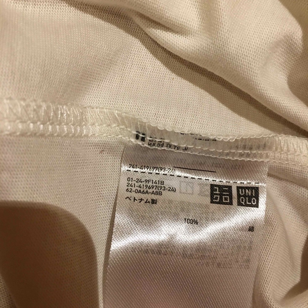 UNIQLO(ユニクロ)の●ユニクロ　Ｖネック　フリル袖　半袖カットソー 　Mサイズ 　ホワイト   レディースのトップス(カットソー(半袖/袖なし))の商品写真