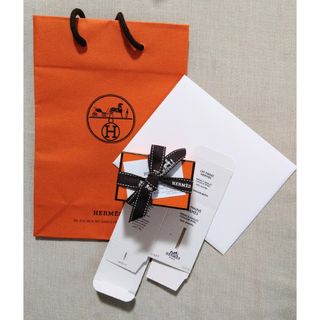 エルメス(Hermes)の新品未使用！HERMES★ネイルカラー 〈レ マン エルメス〉 33(マニキュア)