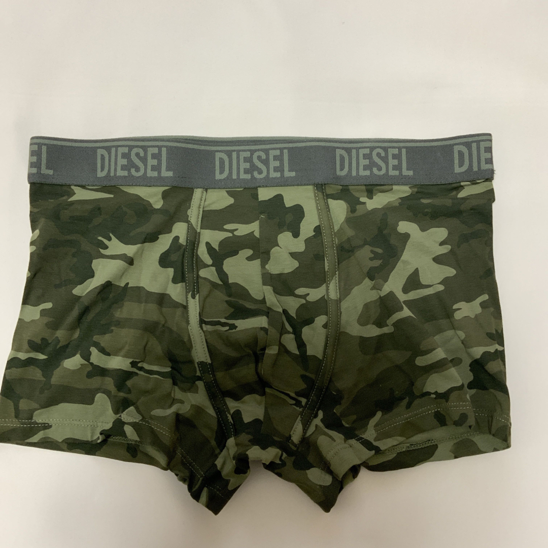 DIESEL(ディーゼル)のDIESEL　UMBX DAMIENTHREEPACK　ブラック/グリーン　S メンズのアンダーウェア(ボクサーパンツ)の商品写真