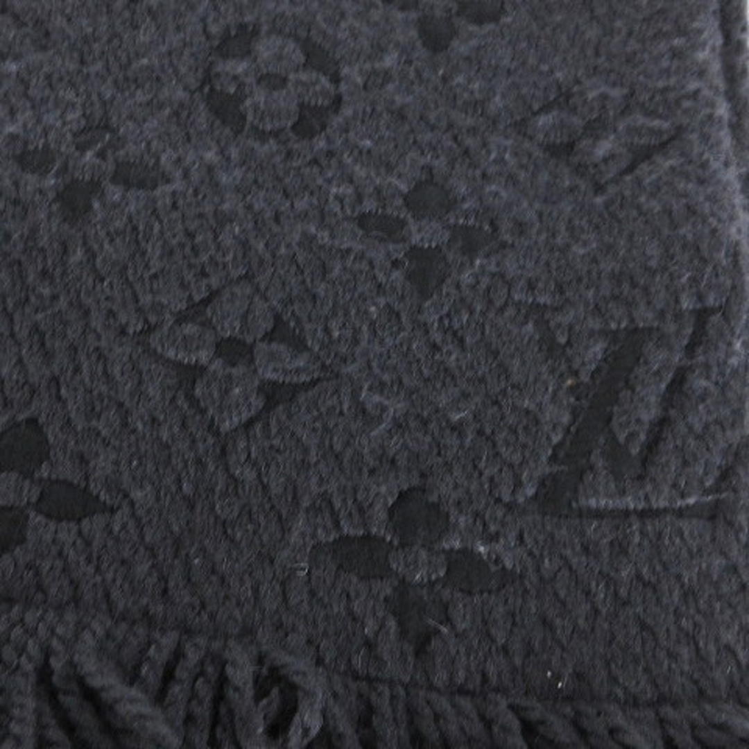 LOUIS VUITTON(ルイヴィトン)のルイヴィトン モノグラム エシャルプ ロゴマニア マフラー シルク混 グレー メンズのファッション小物(マフラー)の商品写真