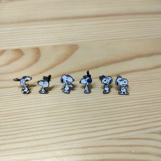 ピアス スヌーピー(ピアス)