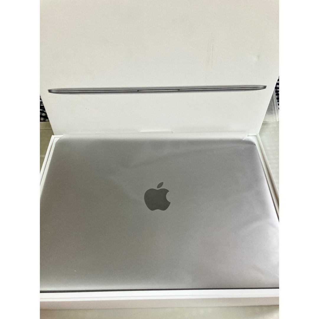 超軽量 Apple MacBook 12インチ USキーボード バッテリー交換済 4