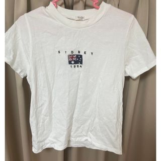 ブランディーメルビル(Brandy Melville)のBrandy Melville ブランディーメルビル Tシャツ  半袖　トップス(Tシャツ(半袖/袖なし))