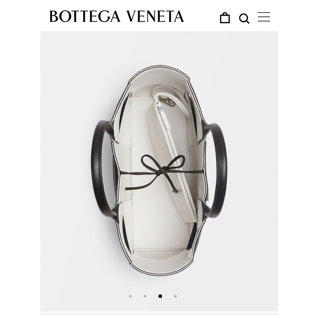 Bottega Veneta(ボッテガヴェネタ)のBOTTEGA VENETAボッテガ　スモールアルコトート　ブラック&ホワイト レディースのバッグ(トートバッグ)の商品写真