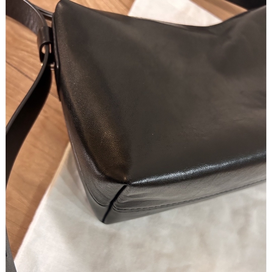 ENOF イナフ　leather mini bag