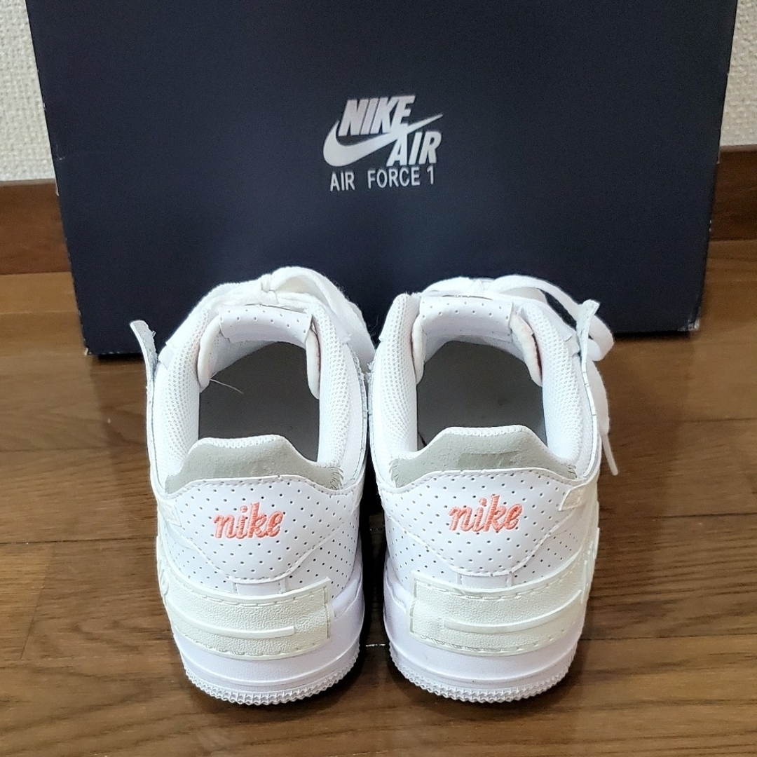 NIKE(ナイキ)の●むぎ様専用●ナイキ　エアフォース1 シャドウ　厚底　23.5 レディースの靴/シューズ(スニーカー)の商品写真