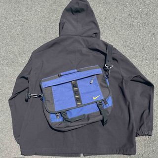 NIKE - 90s archive NIKE shoulder bag tech y2kの通販|ラクマ
