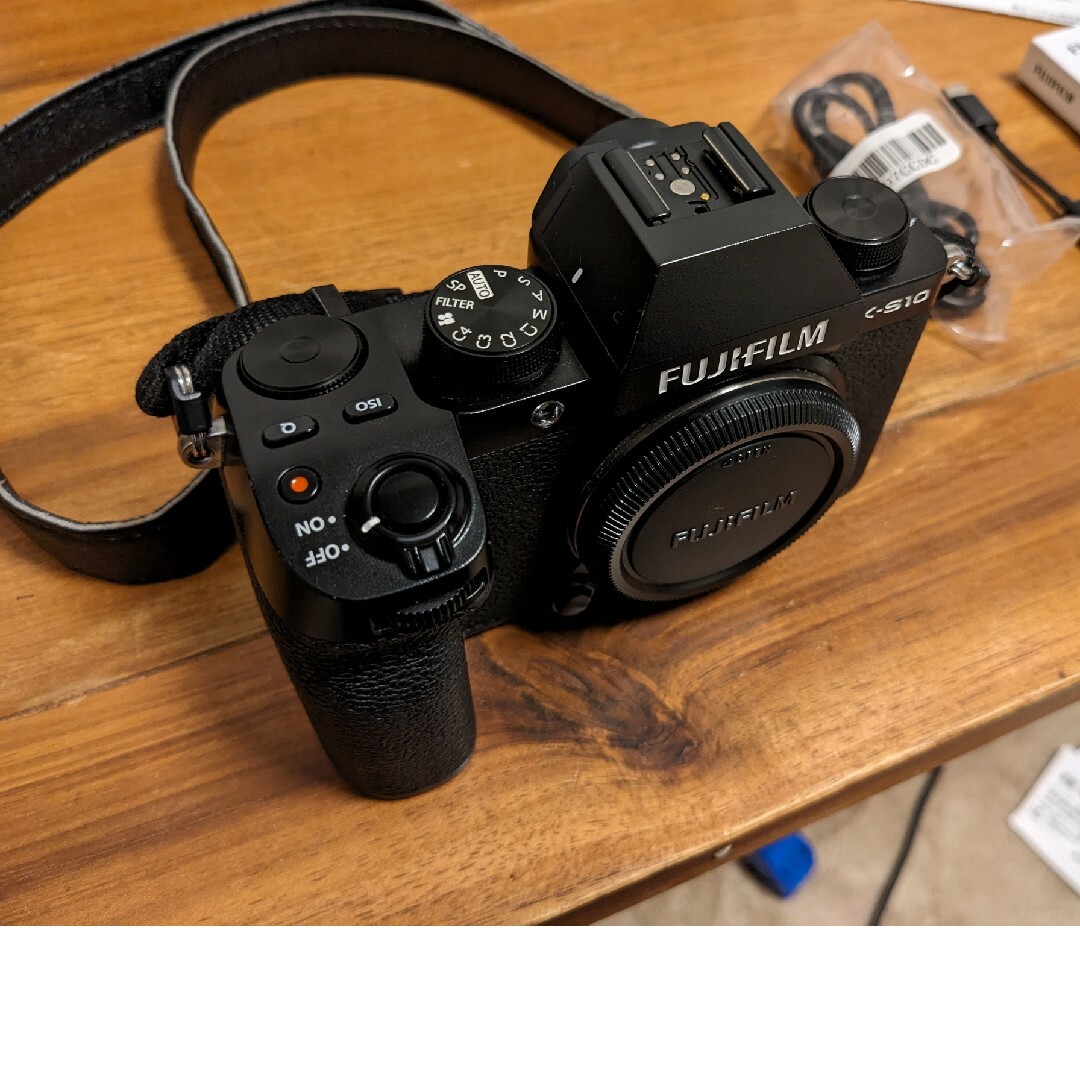 FUJI FILM X-S10 ボディのみ有顔認識機能