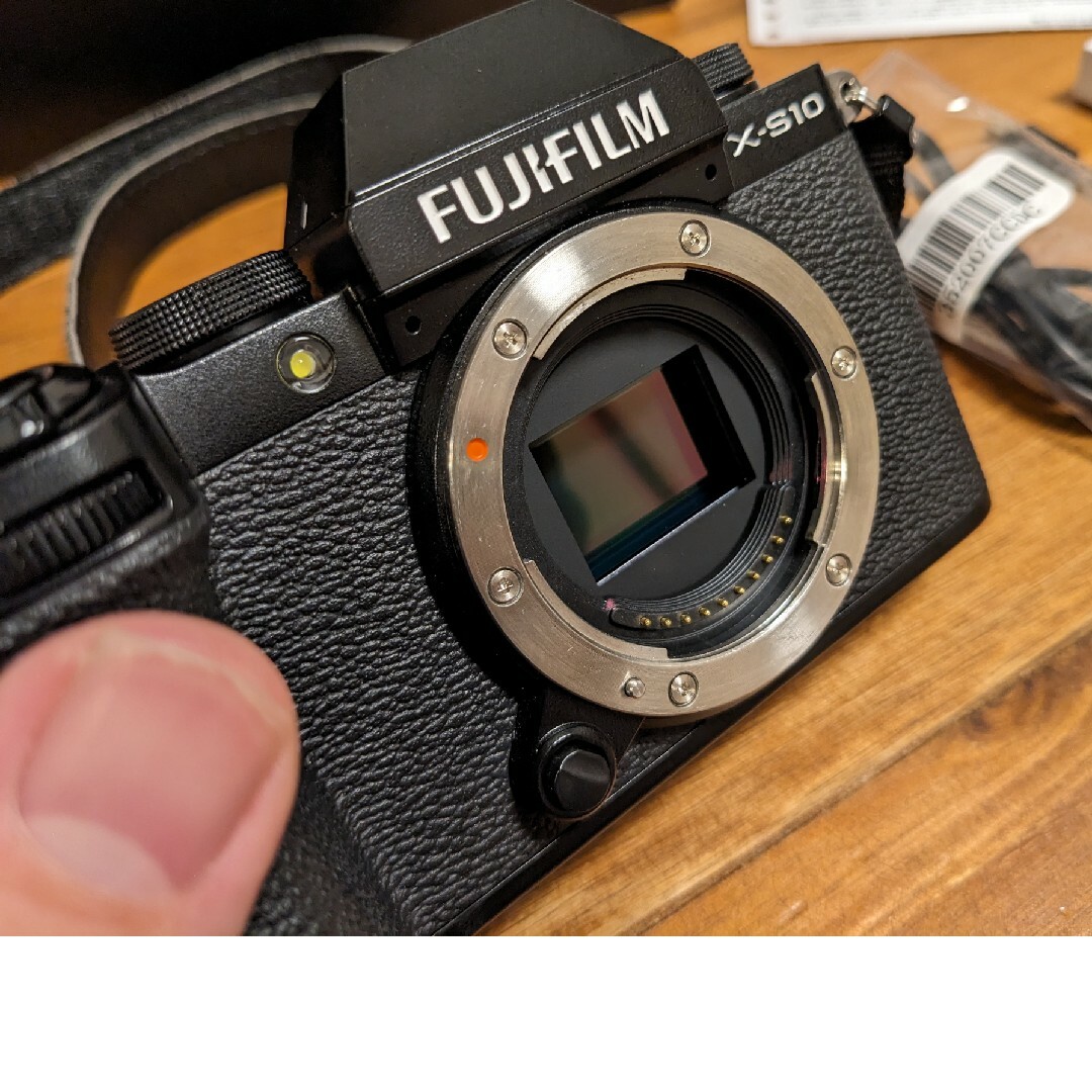 FUJI FILM X-S10 ボディのみ有顔認識機能