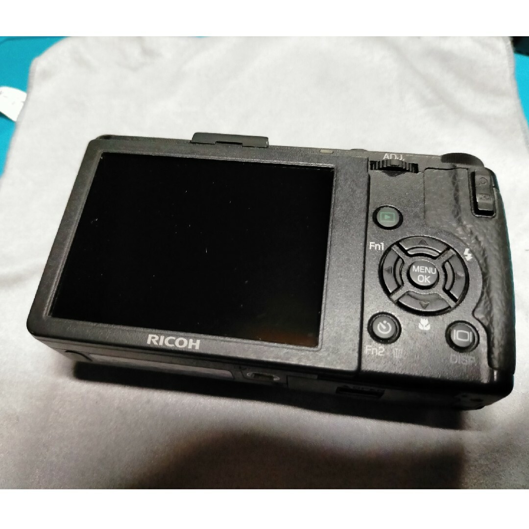 RICOH(リコー)のRICOH GR DIGITAL III デジタルカメラ スマホ/家電/カメラのカメラ(コンパクトデジタルカメラ)の商品写真