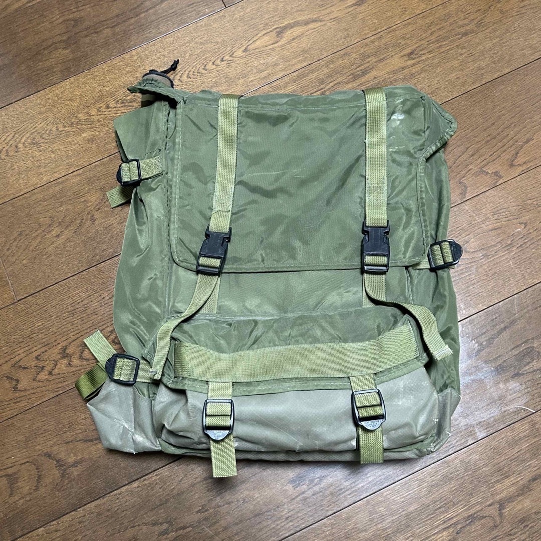 MILITARY(ミリタリー)の【米軍実物放出品】RANGER RADIO バックパックUSED品 エンタメ/ホビーのミリタリー(個人装備)の商品写真