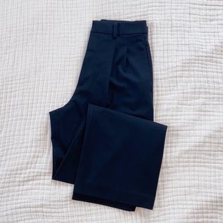 ユニクロ(UNIQLO)の7/18発送❣️UNIQLO＊タックワイドパンツSサイズ、ブラック(カジュアルパンツ)