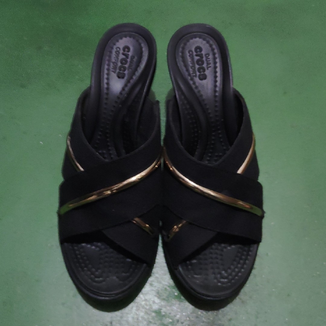 crocs(クロックス)のクロックス レイ サンダル レディース レディースの靴/シューズ(サンダル)の商品写真