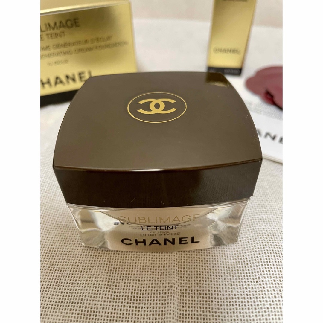 CHANEL(シャネル)のCHANEL サブリマージュルタン　ファンデーション　10  サンプル付き コスメ/美容のベースメイク/化粧品(ファンデーション)の商品写真