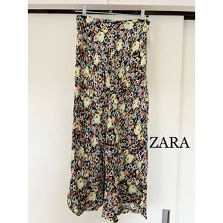 ザラ(ZARA)のZARA スリット入り花柄ロングスカート(ロングスカート)