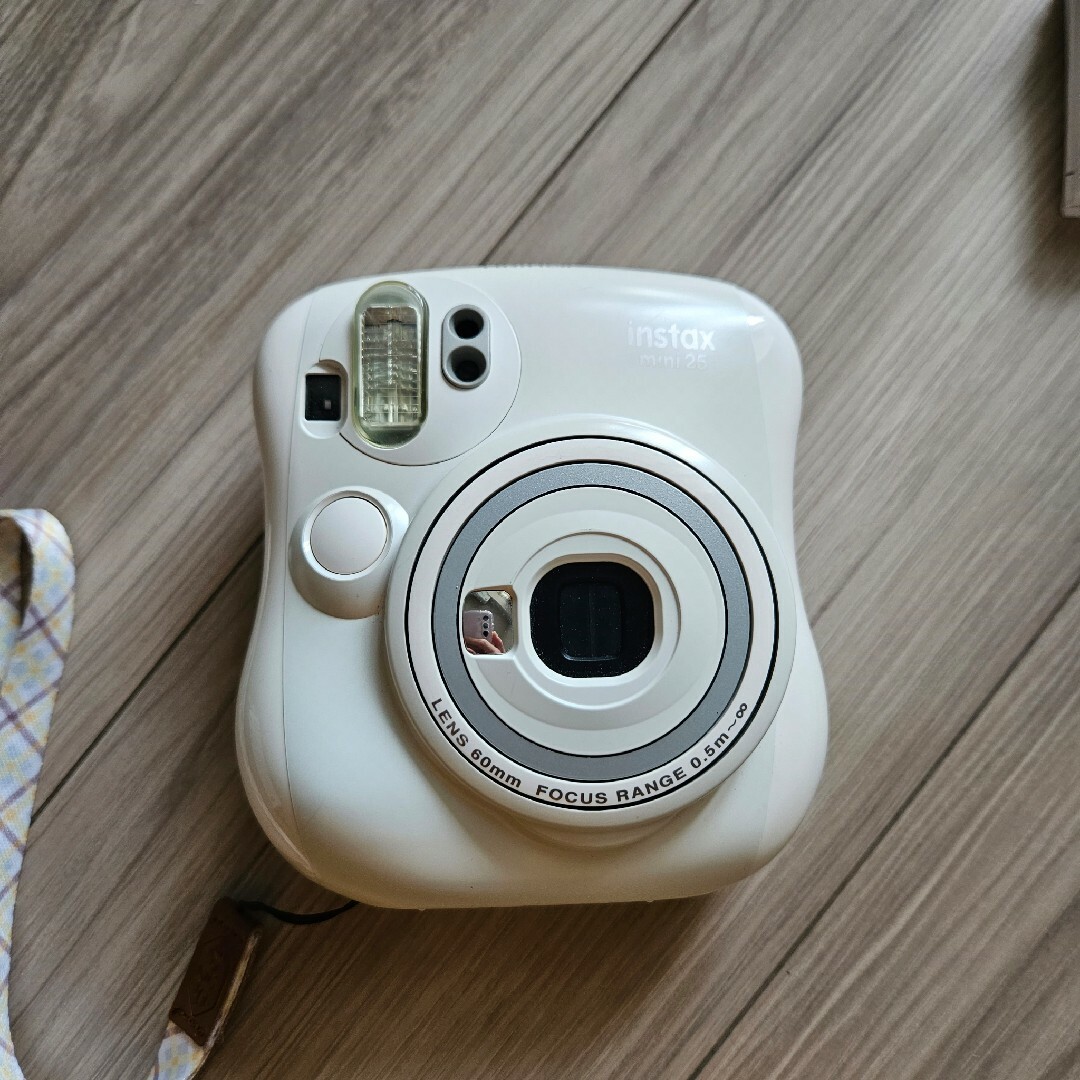 インスタントカメラ チェキ instax mini25 「WALNUT」