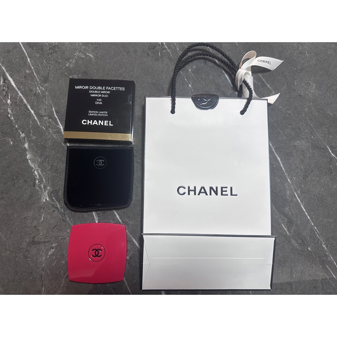 CHANEL   シャネル ダブル コンパクトミラー カラー···  ディヴァの