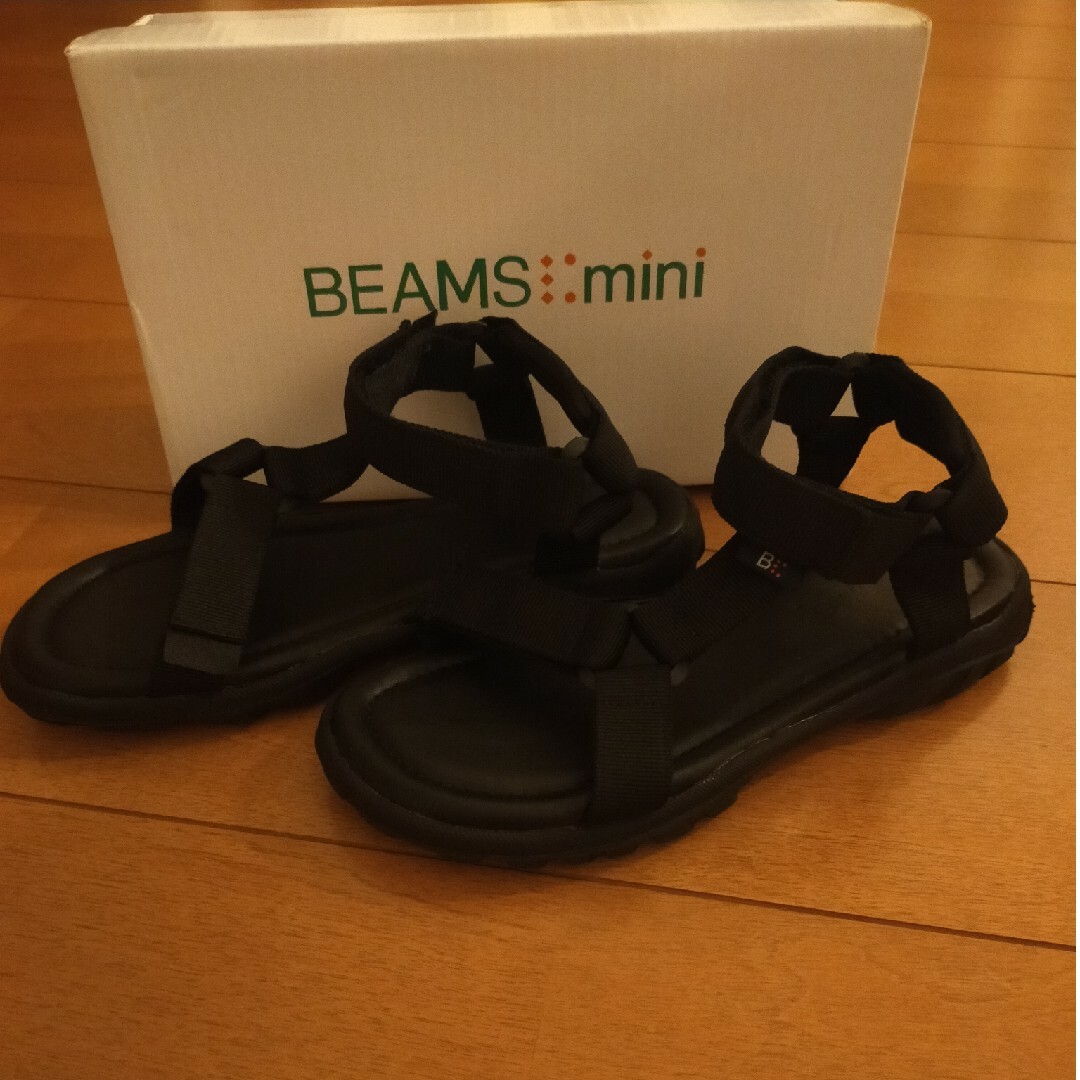 BEAMS(ビームス)の新品✨BEAMSmini サンダル キッズ/ベビー/マタニティのキッズ靴/シューズ(15cm~)(サンダル)の商品写真