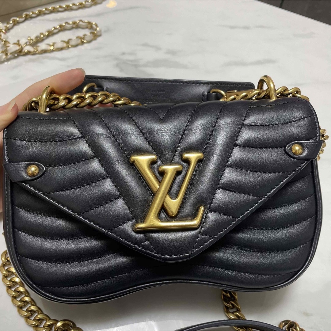 LOUIS VUITTON New Wave Chain Bag MM M51498 Shoulder Bag from Japan