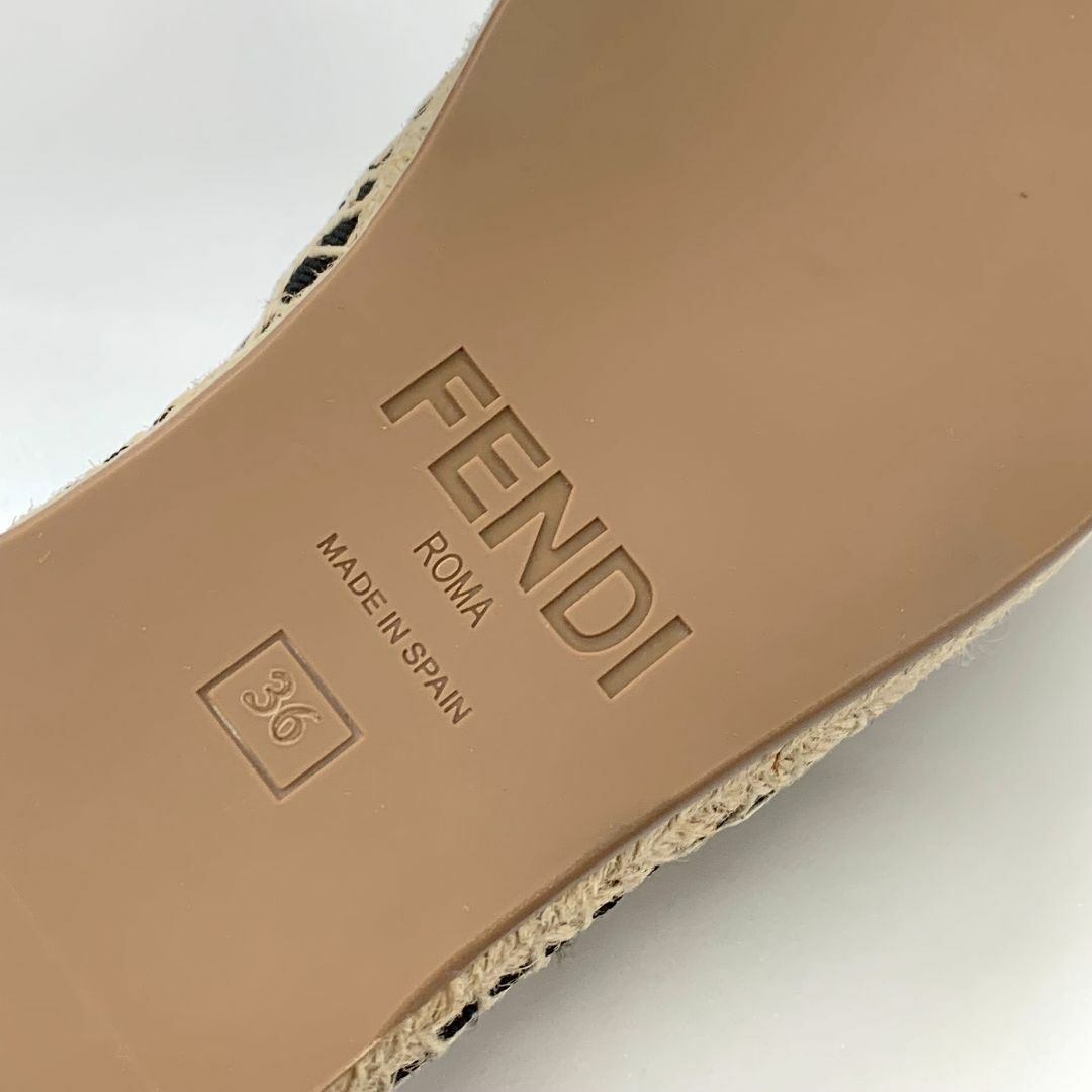 FENDI(フェンディ)の6575 未使用 フェンディ レザー エスパドリーユ ズッカ フラットシューズ  レディースの靴/シューズ(スリッポン/モカシン)の商品写真