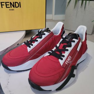 フェンディ スニーカーの通販 500点以上 | FENDIを買うならラクマ