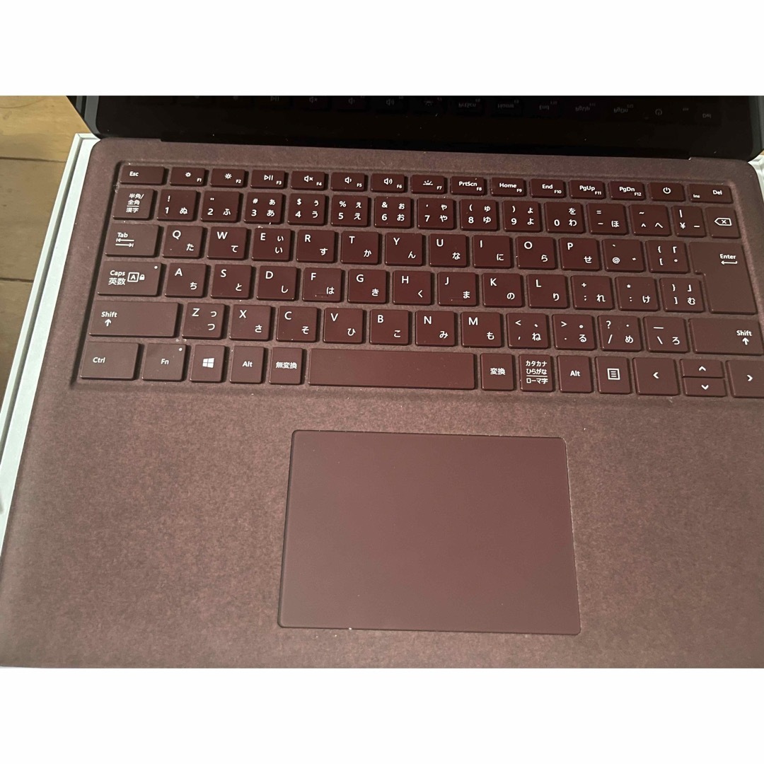 Microsoft Surface Laptop2 256GB 8GB スマホ/家電/カメラのPC/タブレット(ノートPC)の商品写真