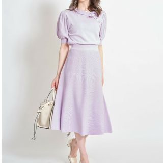 トッコクローゼット(TOCCO closet)のトッコクローゼット パールビジュー付きプリーツスリーブボウタイリボンニットワンピ(ロングワンピース/マキシワンピース)