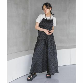 ジーナシス(JEANASIS)の今季トレンド 新品 JEANASIS ジャガードボリュームキャミワンピース 黒(ロングワンピース/マキシワンピース)