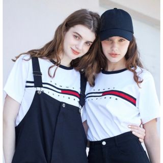 トミーヒルフィガー(TOMMY HILFIGER)のトミーヒルフィガーロゴTシャツ　Sサイズ(Tシャツ(半袖/袖なし))