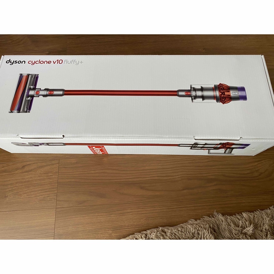 大盤振る舞い❣️dyson v10fluffy＋ 清掃済