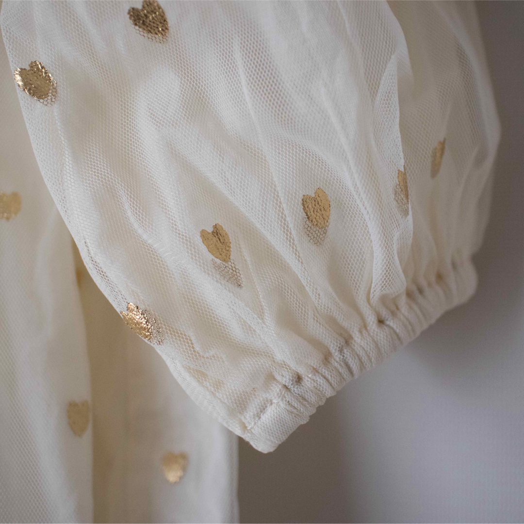 bonjour diary Gold heart tulle tunic 4y キッズ/ベビー/マタニティのキッズ服女の子用(90cm~)(ワンピース)の商品写真