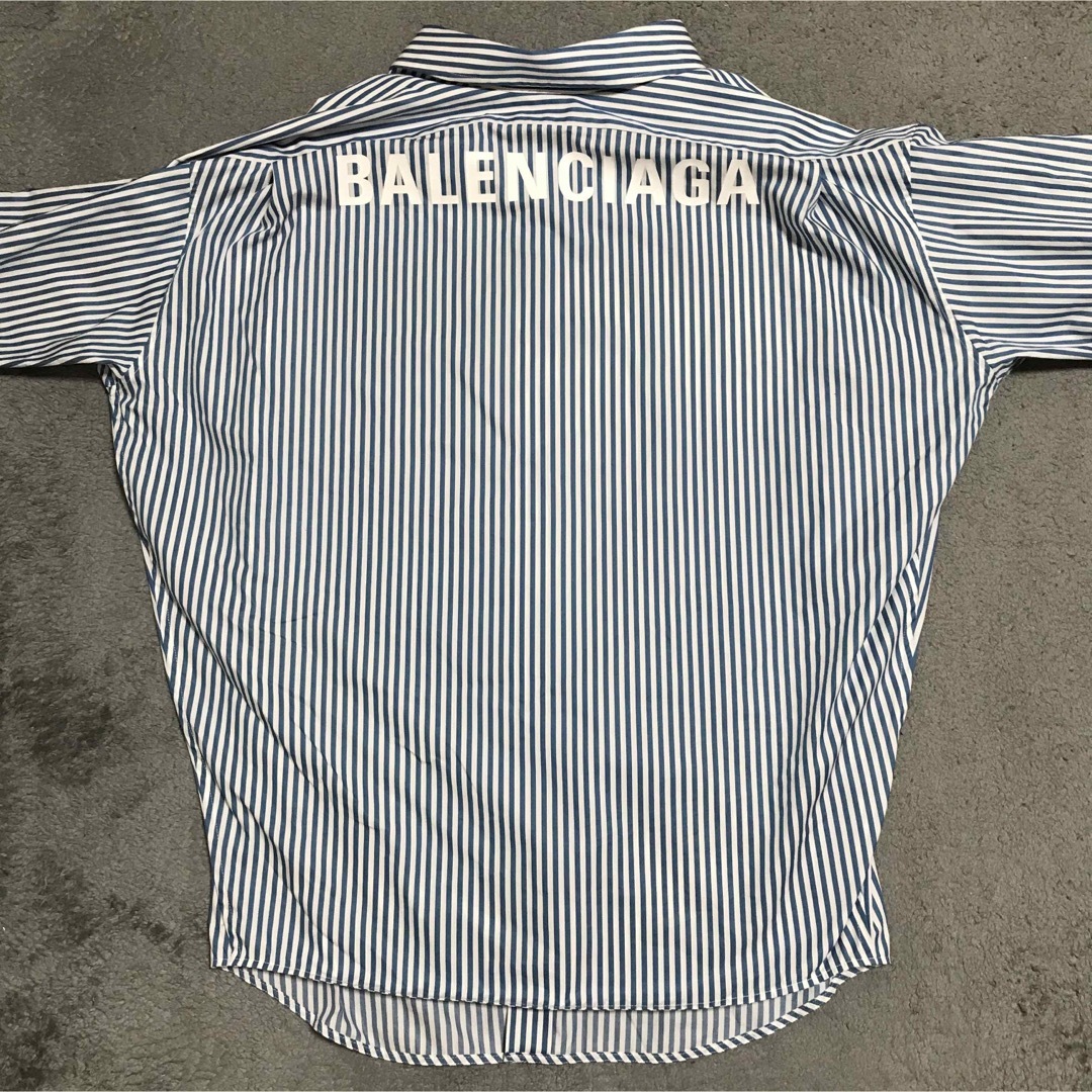 バレンシアガ　ストライプシャツ