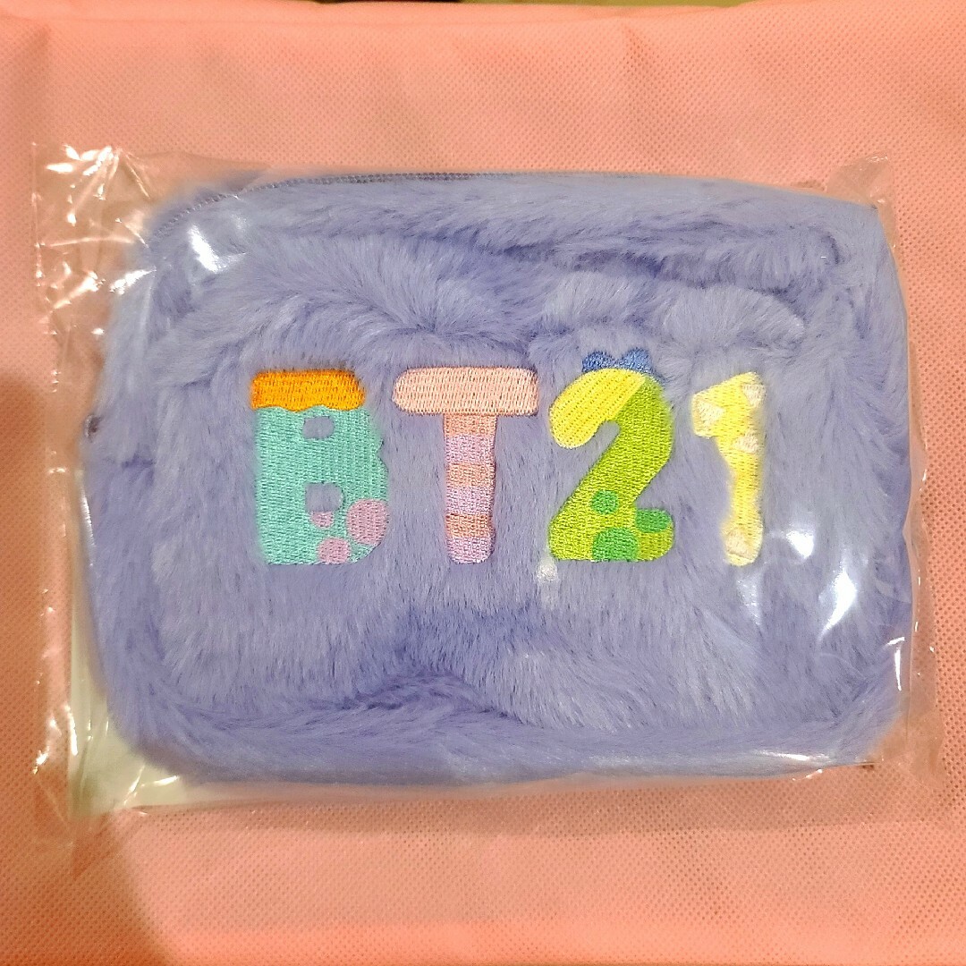 防弾少年団(BTS)(ボウダンショウネンダン)のBT21 ベビーモンスター  もこもこポーチA  パープル ボラへカラー エンタメ/ホビーのおもちゃ/ぬいぐるみ(キャラクターグッズ)の商品写真