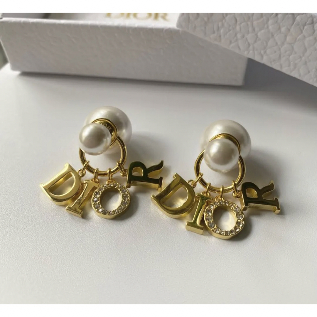 dior ディオールピアス diorピアス パールピアス | フリマアプリ ラクマ