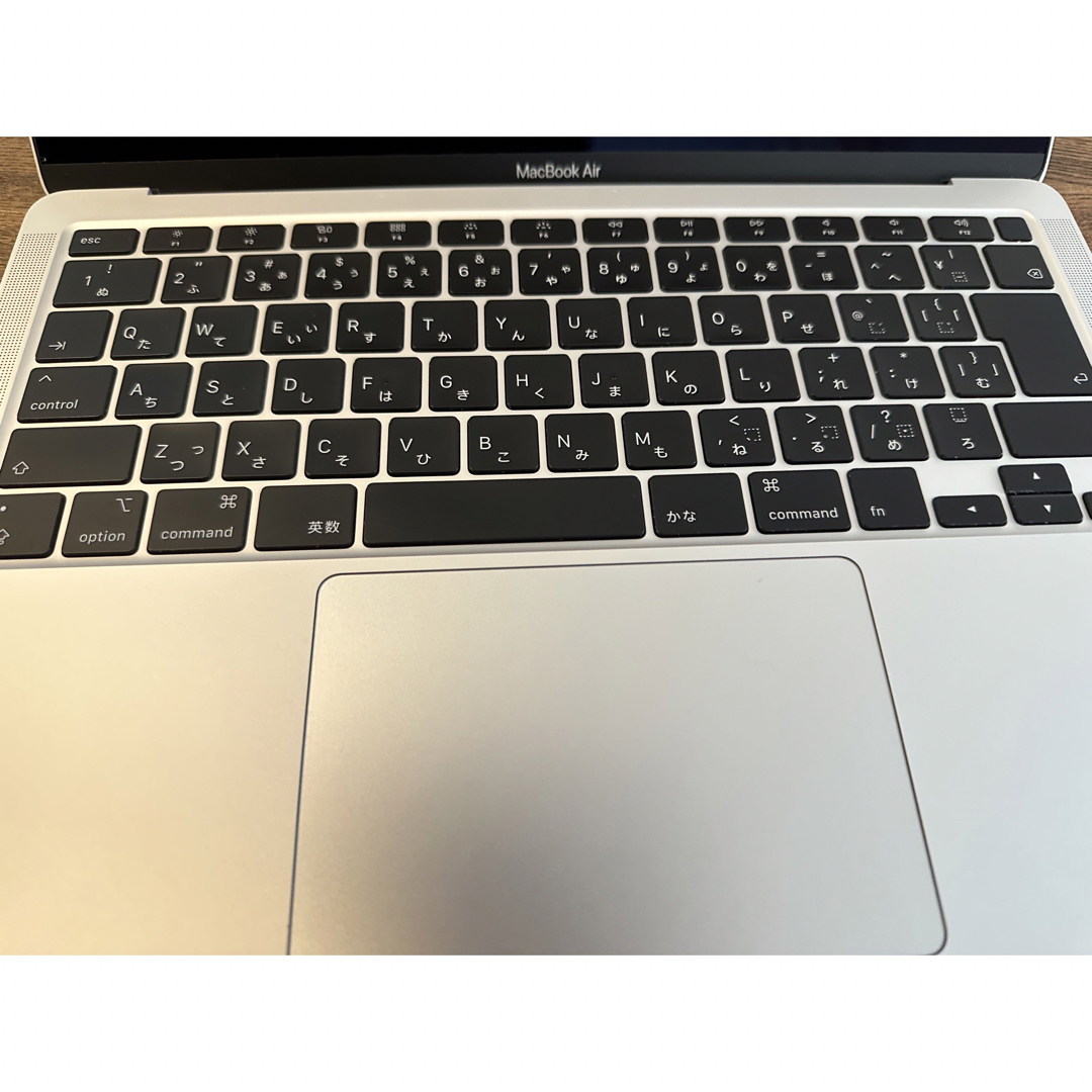 Apple(アップル)のMacbook Air（13-inch, 2020, intel i5） スマホ/家電/カメラのPC/タブレット(ノートPC)の商品写真