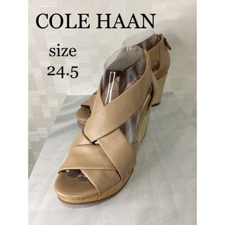 コールハーン(Cole Haan)のCOLE HAAN   コールハーン　レザー　ベージュウエッジサンダル(サンダル)