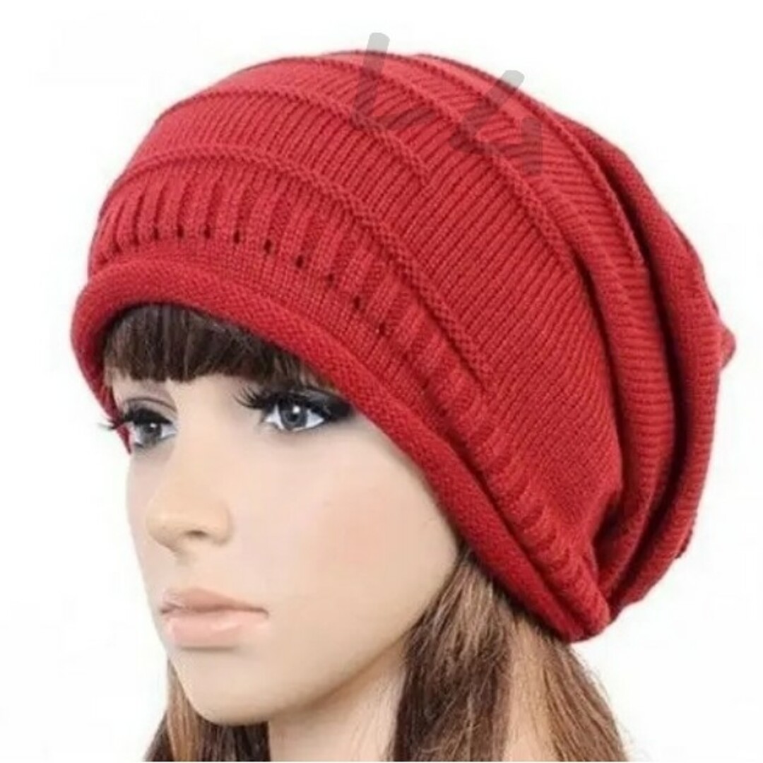 2個入り　好きな色選択可　赤　黒　ベージュ　グレー　ニット帽 レディースの帽子(ニット帽/ビーニー)の商品写真