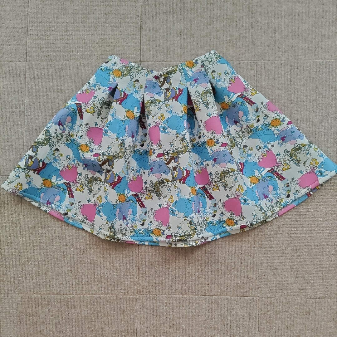 美品☆ディズニー柄スカート キッズ/ベビー/マタニティのキッズ服女の子用(90cm~)(スカート)の商品写真