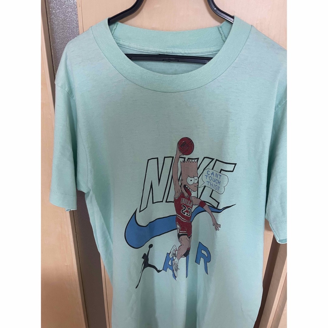 NIKE(ナイキ)のNIKE シンプソンズTシャツ メンズのトップス(Tシャツ/カットソー(半袖/袖なし))の商品写真